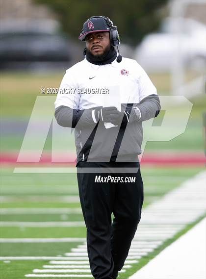 Thumbnail 3 in Kennett vs. Cardinal Ritter College Prep (MSHSAA Class 3 Quarterfinal Playoff) photogallery.