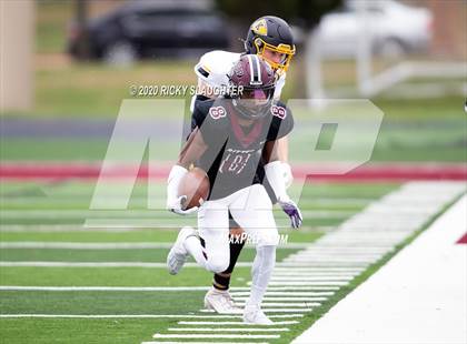 Thumbnail 2 in Kennett vs. Cardinal Ritter College Prep (MSHSAA Class 3 Quarterfinal Playoff) photogallery.