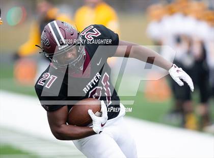 Thumbnail 1 in Kennett vs. Cardinal Ritter College Prep (MSHSAA Class 3 Quarterfinal Playoff) photogallery.