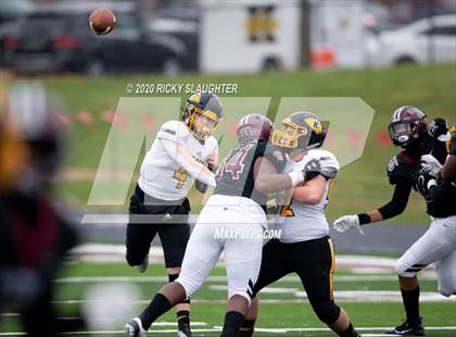 Thumbnail 2 in Kennett vs. Cardinal Ritter College Prep (MSHSAA Class 3 Quarterfinal Playoff) photogallery.