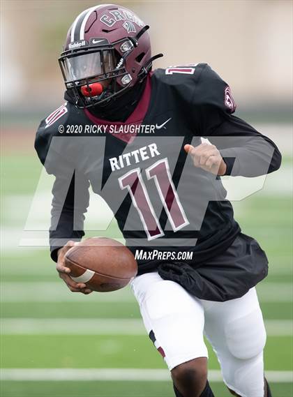 Thumbnail 3 in Kennett vs. Cardinal Ritter College Prep (MSHSAA Class 3 Quarterfinal Playoff) photogallery.