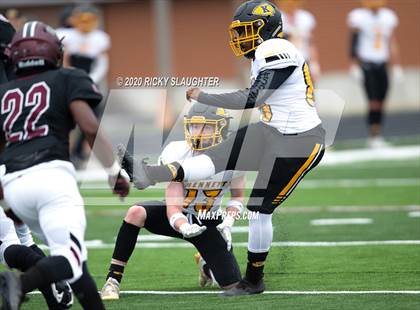 Thumbnail 1 in Kennett vs. Cardinal Ritter College Prep (MSHSAA Class 3 Quarterfinal Playoff) photogallery.