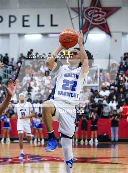 Thumbnail 1 in North Crowley vs. Allen (UIL 6A D1 Boys Basketball Regional Semi) photogallery.