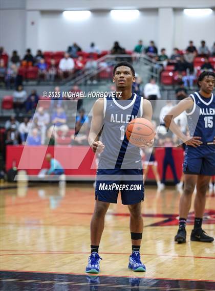 Thumbnail 3 in North Crowley vs. Allen (UIL 6A D1 Boys Basketball Regional Semi) photogallery.