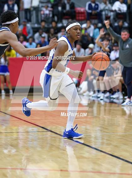 Thumbnail 3 in North Crowley vs. Allen (UIL 6A D1 Boys Basketball Regional Semi) photogallery.