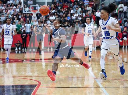 Thumbnail 3 in North Crowley vs. Allen (UIL 6A D1 Boys Basketball Regional Semi) photogallery.
