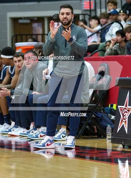 Thumbnail 3 in North Crowley vs. Allen (UIL 6A D1 Boys Basketball Regional Semi) photogallery.