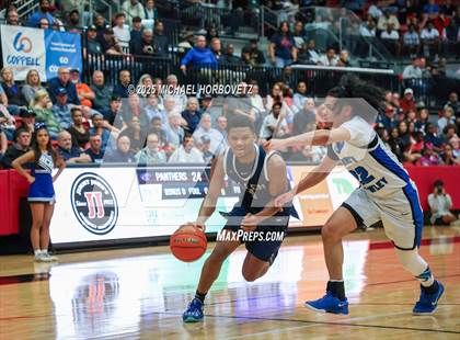 Thumbnail 1 in North Crowley vs. Allen (UIL 6A D1 Boys Basketball Regional Semi) photogallery.