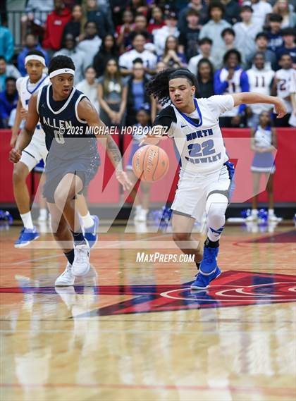 Thumbnail 3 in North Crowley vs. Allen (UIL 6A D1 Boys Basketball Regional Semi) photogallery.