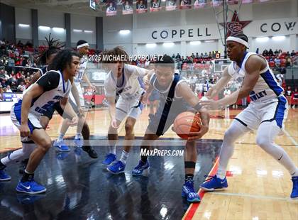 Thumbnail 2 in North Crowley vs. Allen (UIL 6A D1 Boys Basketball Regional Semi) photogallery.