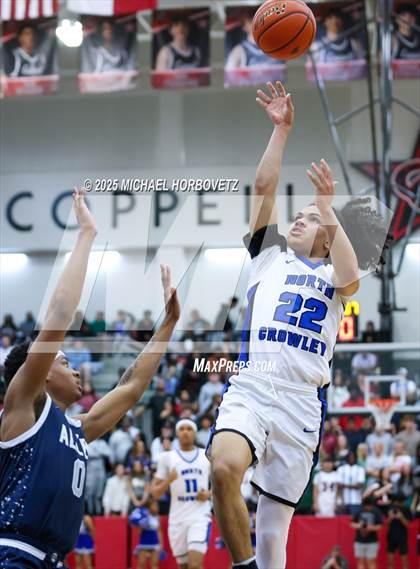 Thumbnail 2 in North Crowley vs. Allen (UIL 6A D1 Boys Basketball Regional Semi) photogallery.