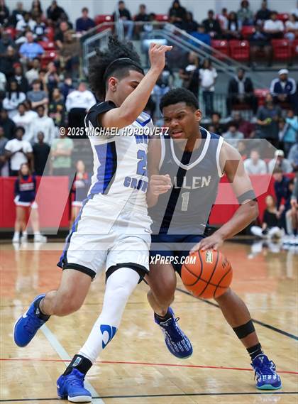 Thumbnail 2 in North Crowley vs. Allen (UIL 6A D1 Boys Basketball Regional Semi) photogallery.