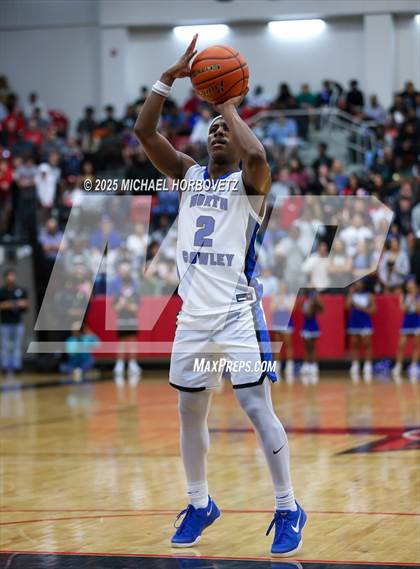 Thumbnail 3 in North Crowley vs. Allen (UIL 6A D1 Boys Basketball Regional Semi) photogallery.