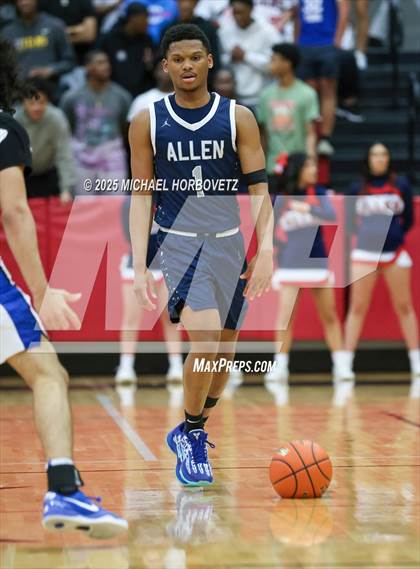 Thumbnail 2 in North Crowley vs. Allen (UIL 6A D1 Boys Basketball Regional Semi) photogallery.