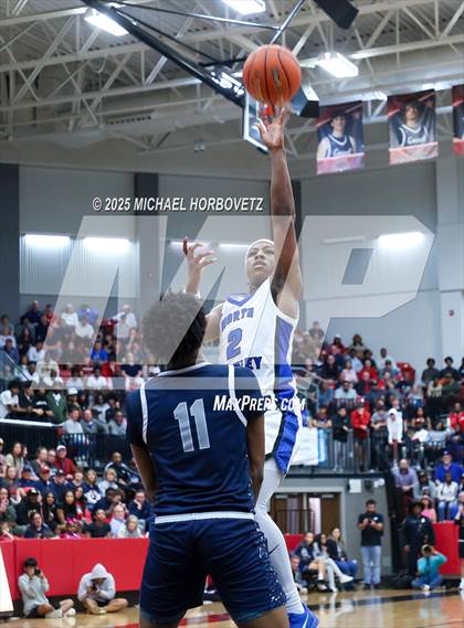 Thumbnail 3 in North Crowley vs. Allen (UIL 6A D1 Boys Basketball Regional Semi) photogallery.