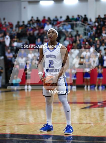 Thumbnail 2 in North Crowley vs. Allen (UIL 6A D1 Boys Basketball Regional Semi) photogallery.