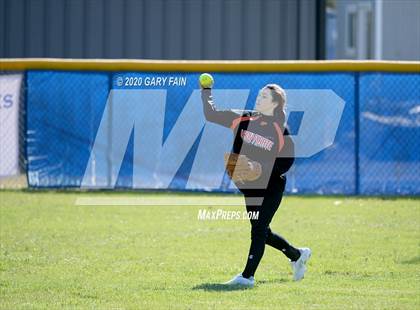 Thumbnail 3 in South Pittsburg vs Rhea County (Sale Creek Play Day) photogallery.