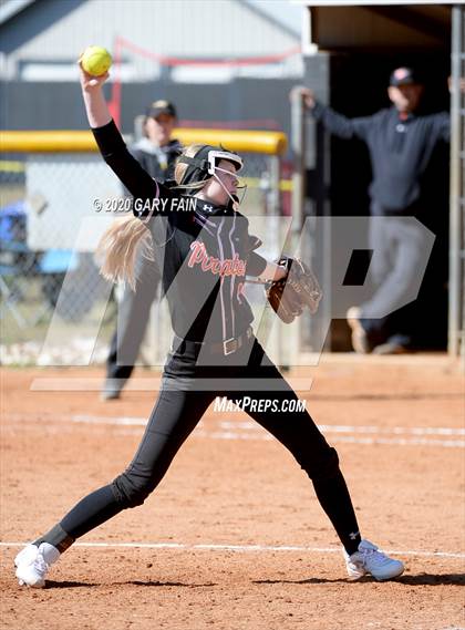 Thumbnail 3 in South Pittsburg vs Rhea County (Sale Creek Play Day) photogallery.