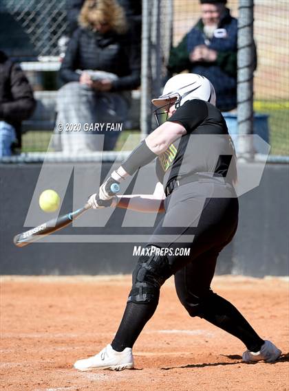 Thumbnail 3 in South Pittsburg vs Rhea County (Sale Creek Play Day) photogallery.