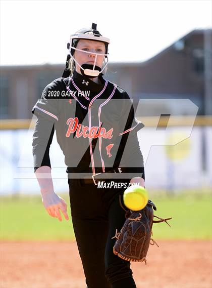 Thumbnail 1 in South Pittsburg vs Rhea County (Sale Creek Play Day) photogallery.