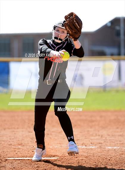 Thumbnail 2 in South Pittsburg vs Rhea County (Sale Creek Play Day) photogallery.