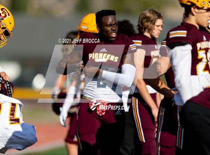 Thumbnail 3 in Simi Valley (Intrasqaud Scrimmage) 03/13/2021 photogallery.