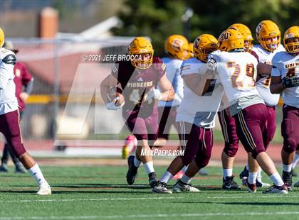 Thumbnail 3 in Simi Valley (Intrasqaud Scrimmage) 03/13/2021 photogallery.