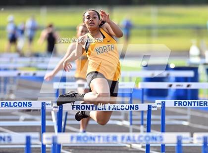 Thumbnail 2 in Williamsville North @ Frontier photogallery.