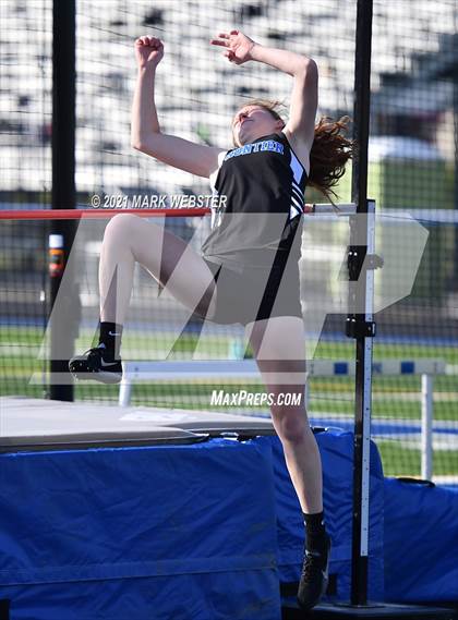 Thumbnail 2 in Williamsville North @ Frontier photogallery.