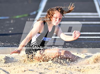 Thumbnail 3 in Williamsville North @ Frontier photogallery.