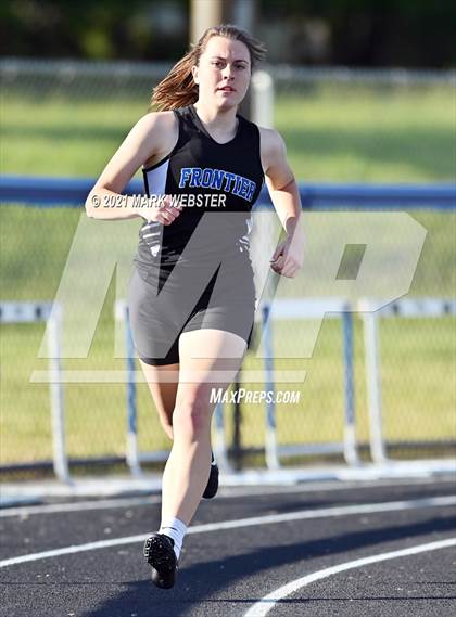 Thumbnail 1 in Williamsville North @ Frontier photogallery.