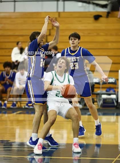Thumbnail 3 in Downingtown West vs. South Fayette photogallery.