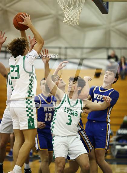 Thumbnail 3 in Downingtown West vs. South Fayette photogallery.
