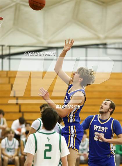 Thumbnail 1 in Downingtown West vs. South Fayette photogallery.