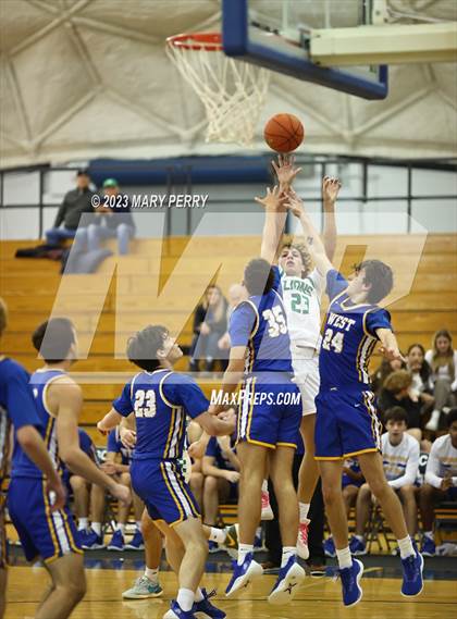 Thumbnail 3 in Downingtown West vs. South Fayette photogallery.