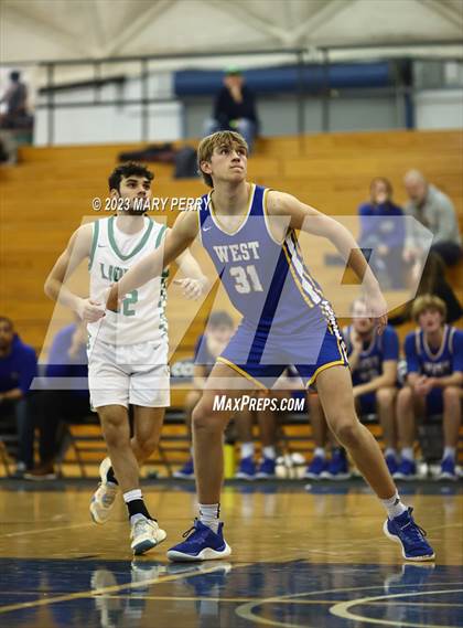 Thumbnail 2 in Downingtown West vs. South Fayette photogallery.