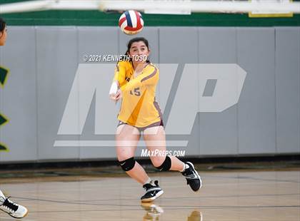 Thumbnail 2 in Harlandale @ McCollum photogallery.