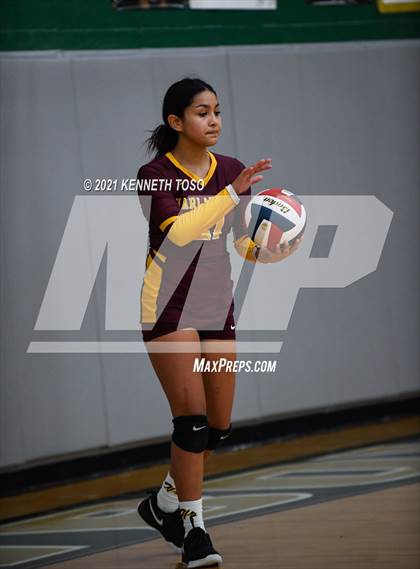 Thumbnail 3 in Harlandale @ McCollum photogallery.