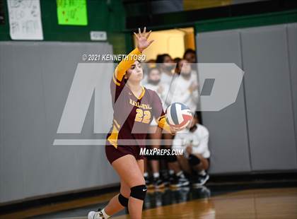 Thumbnail 1 in Harlandale @ McCollum photogallery.