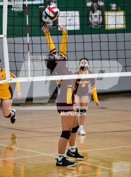 Thumbnail 1 in Harlandale @ McCollum photogallery.