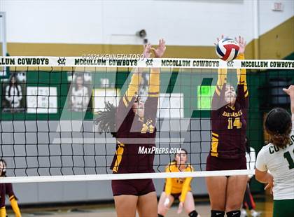 Thumbnail 3 in Harlandale @ McCollum photogallery.