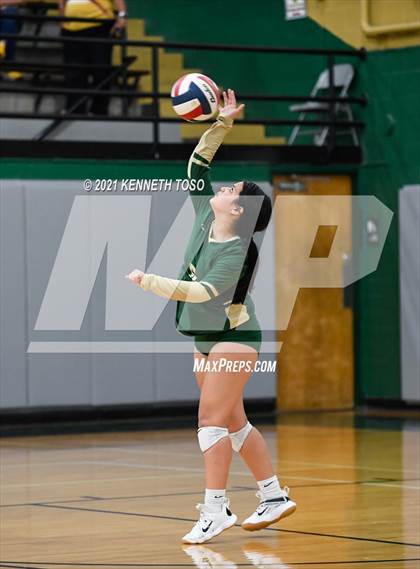 Thumbnail 3 in Harlandale @ McCollum photogallery.