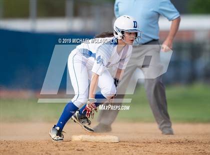 Thumbnail 2 in Island Trees vs Division (NYSPHSAA Sec 8 Class A First Round) photogallery.