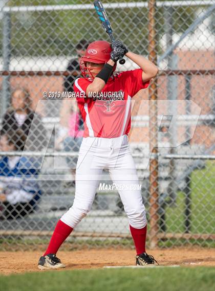 Thumbnail 2 in Island Trees vs Division (NYSPHSAA Sec 8 Class A First Round) photogallery.