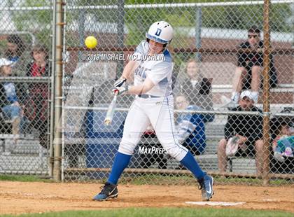 Thumbnail 2 in Island Trees vs Division (NYSPHSAA Sec 8 Class A First Round) photogallery.