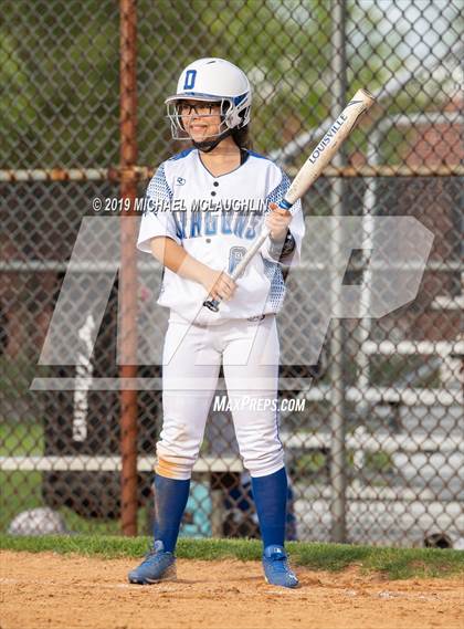 Thumbnail 3 in Island Trees vs Division (NYSPHSAA Sec 8 Class A First Round) photogallery.