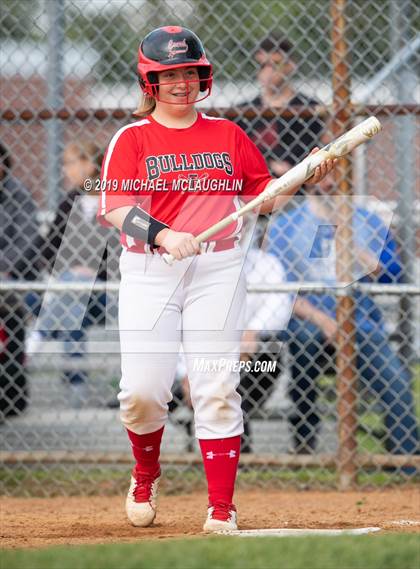 Thumbnail 1 in Island Trees vs Division (NYSPHSAA Sec 8 Class A First Round) photogallery.