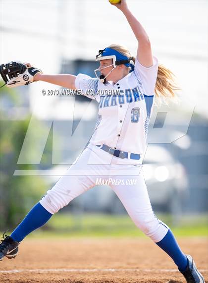 Thumbnail 2 in Island Trees vs Division (NYSPHSAA Sec 8 Class A First Round) photogallery.