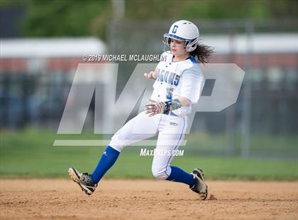 Thumbnail 2 in Island Trees vs Division (NYSPHSAA Sec 8 Class A First Round) photogallery.