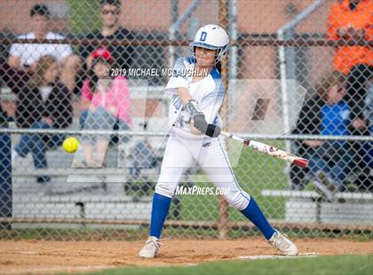 Thumbnail 3 in Island Trees vs Division (NYSPHSAA Sec 8 Class A First Round) photogallery.